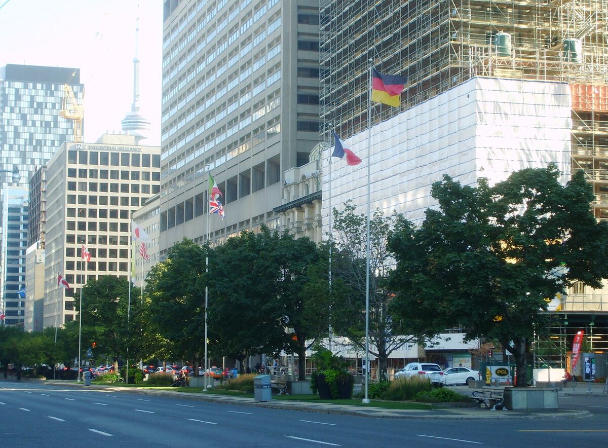 ملفG7 flags, Toronto.jpg المعرفة