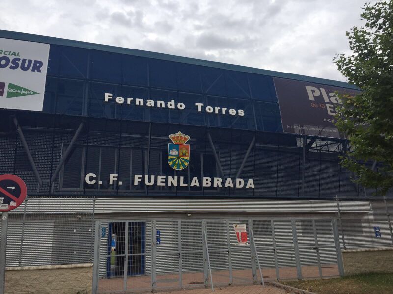 ملف:EstadioFernandoTorresFuenlabrada.jpg