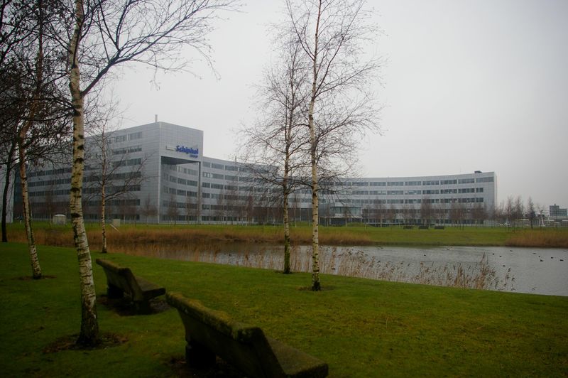 ملف:Schiphol Group offices.JPG
