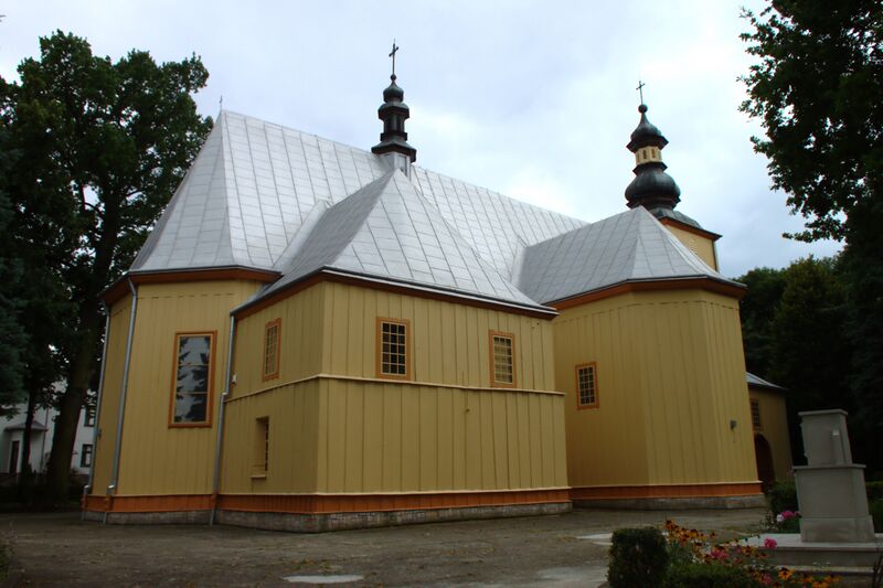 ملف:Iwonicz, dřevěný kostel.jpg