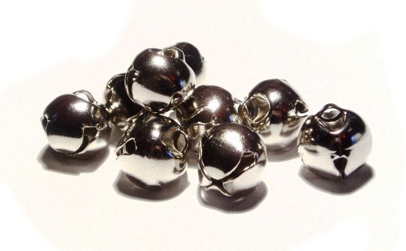 ملف:Sleigh Bells.jpg