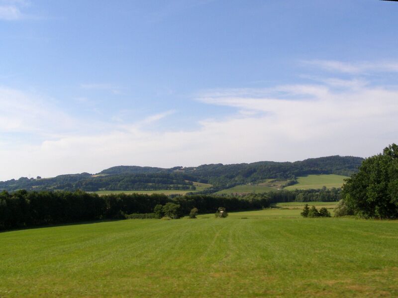 ملف:Veřovická brázda, Libotínské vrchy.jpg