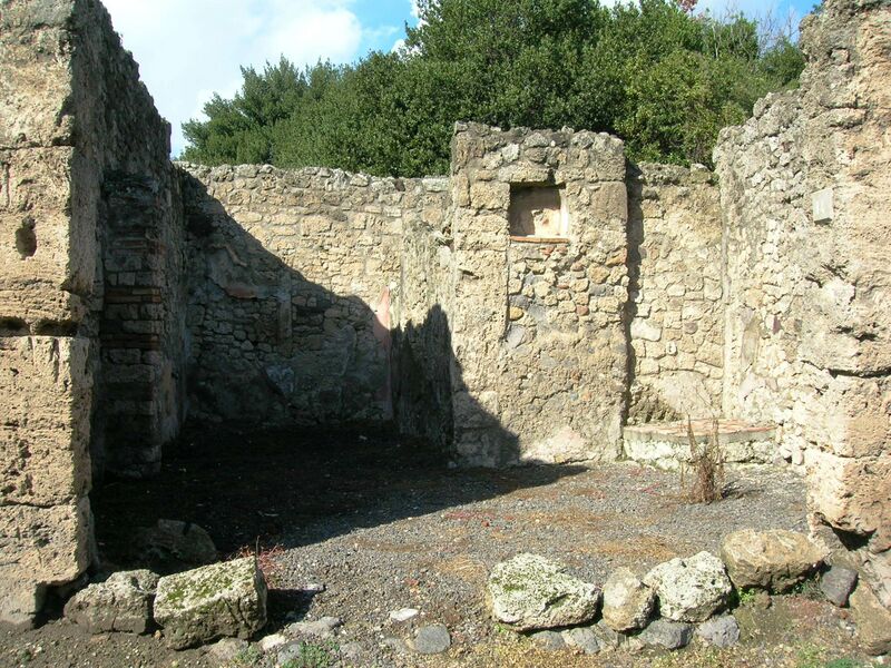 ملف:Bottega V.2.14. 1.JPG