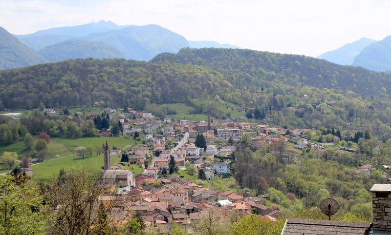 ملف:Sala Capriasca Vaglio2.JPG