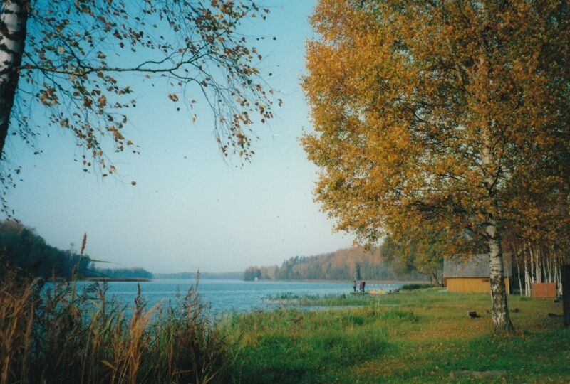 ملف:Viesītes ezers.jpg