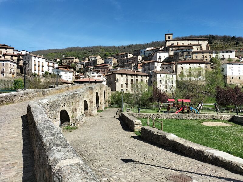 ملف:Villoslada de Cameros (1).jpg