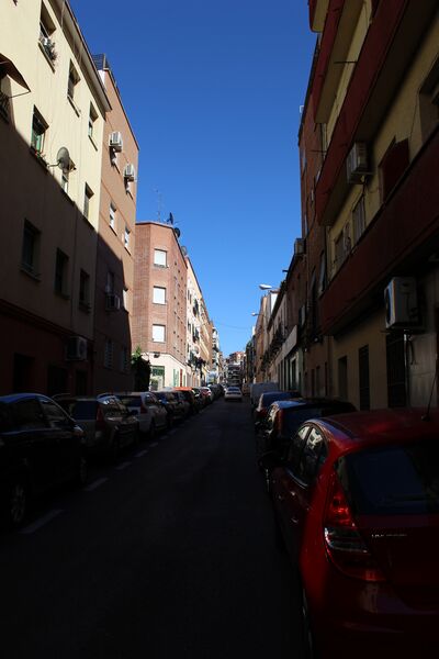 ملف:Calle de Sanz Raso.JPG