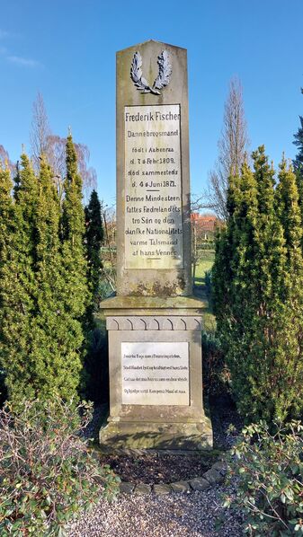 ملف:Frederik Fischer, Åbenrå Kirkegård.jpg