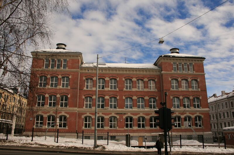 ملف:Grünerløkka skole 2010.JPG