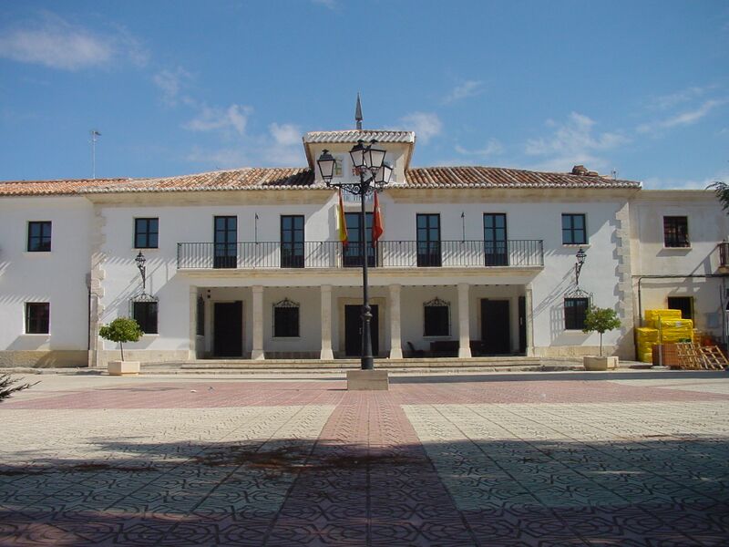 ملف:Ayuntamiento de Titulcia.jpg