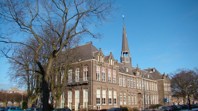 ملف:Beverwijk Bisschoppelijke Kweekschool.jpg