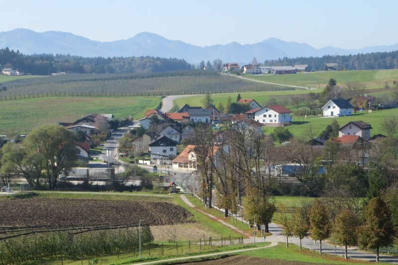 ملف:Hotunje Slovenia 3.jpg