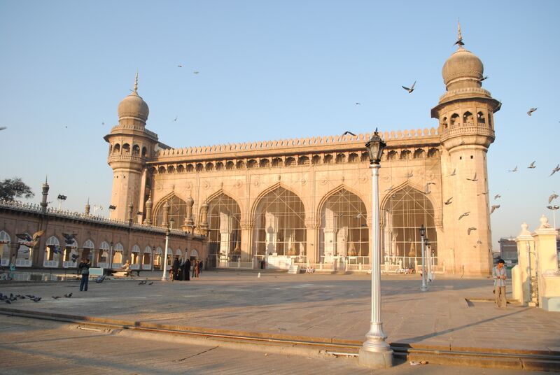 ملف:Mecca Masjid Hyderabad.JPG