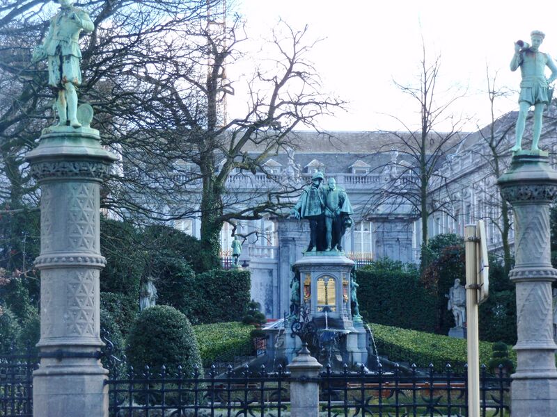 ملف:Parks in BrusselsP3040116.JPG