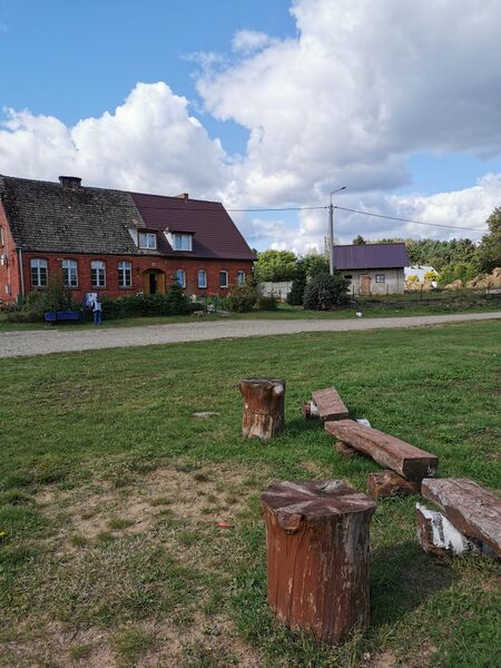 ملف:Zabno zabudowania 02.jpg