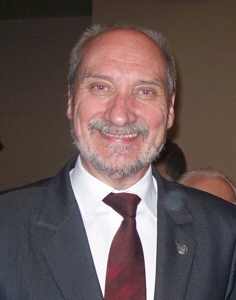 ملف:Antoni Macierewicz.jpg