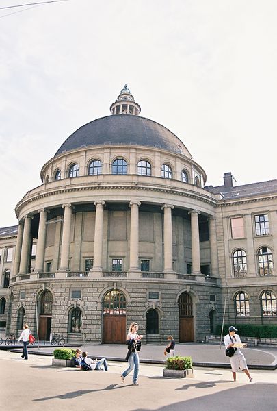 ملف:ETH Dome.jpg