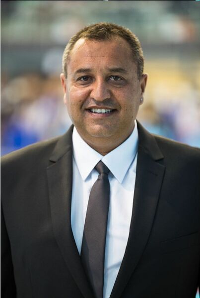 ملف:Simon Davidson 2.jpg