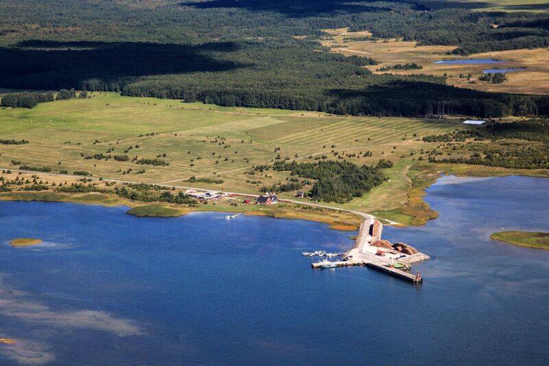 ملف:Vormsi sadam 2015.jpg