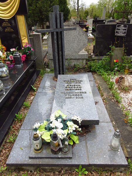 ملف:Włodzimierz Wilkosz grób.jpg