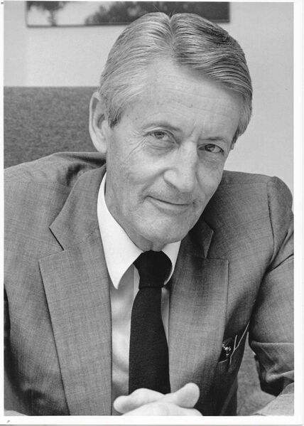 ملف:Maurice McGregor.jpeg