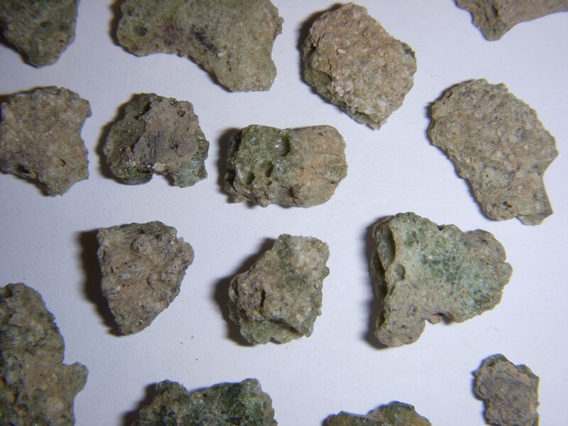 ملف:Trinitite-pieces3.jpg