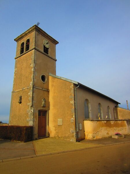 ملف:Eglise Ste Genevieve 54.JPG