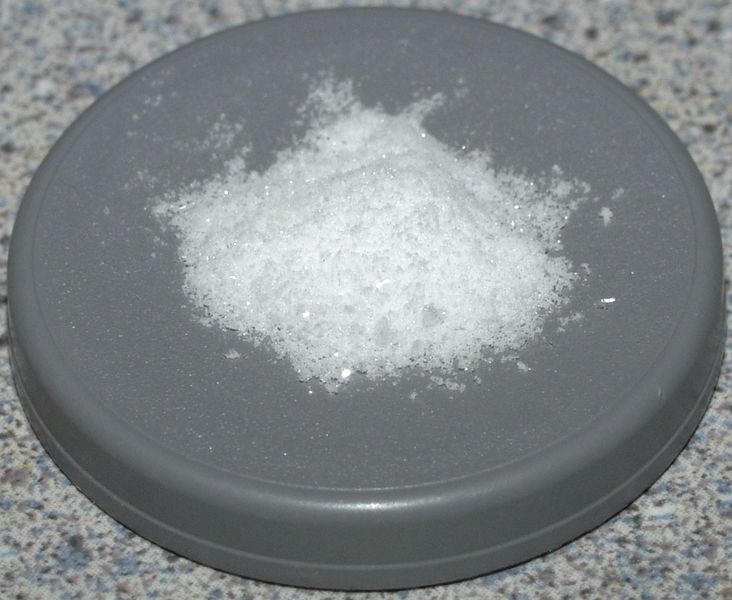 ملف:Acetone peroxide.jpg