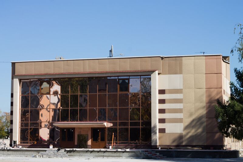 ملف:ДК Юбилейный.jpg