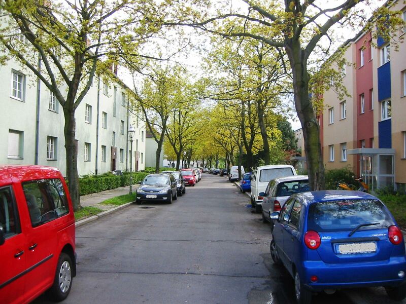 ملف:Berlin-Tempelhof Mohnickesteig.jpg