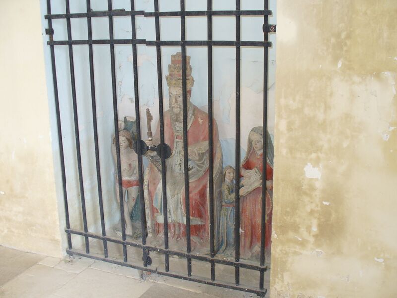 ملف:EGLISE SAINT PIERRE.jpg