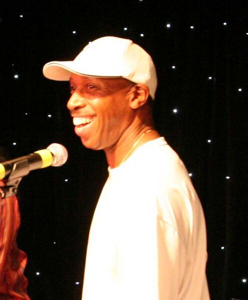 ملف:Jeffrey Osborne.jpg