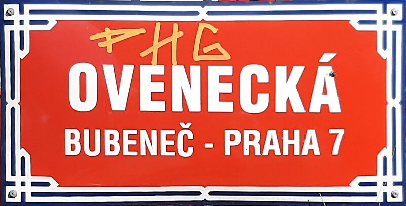 ملف:Ovenecká street, sign, Praha.jpg