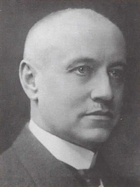 ملف:Gustaf Walden.jpg