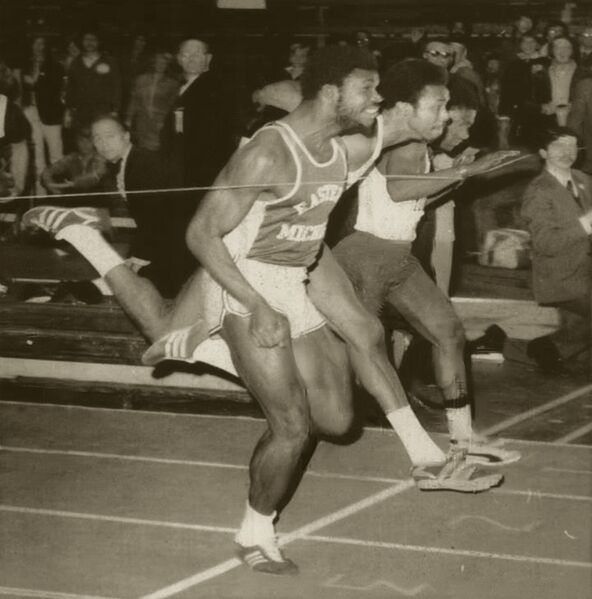 ملف:Hasely Crawford 1975.jpg