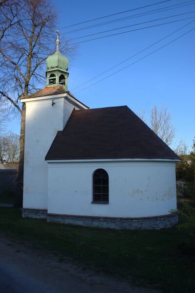 ملف:Křtěnovice, kaple.jpg