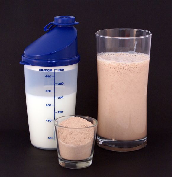 ملف:Protein shake.jpg