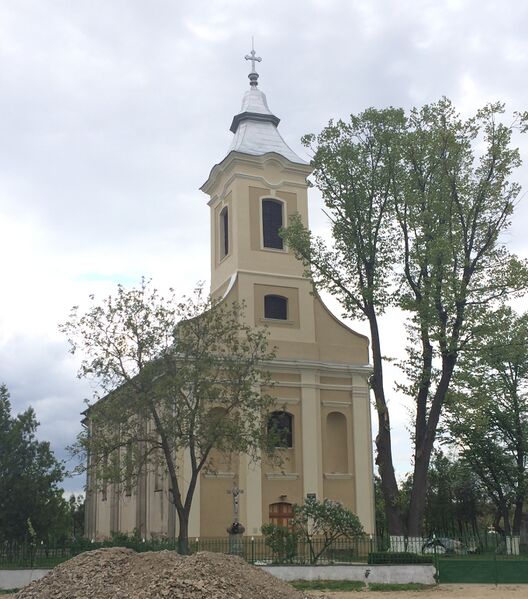 ملف:Roman-Catholic Church, Adoni, BH.JPG