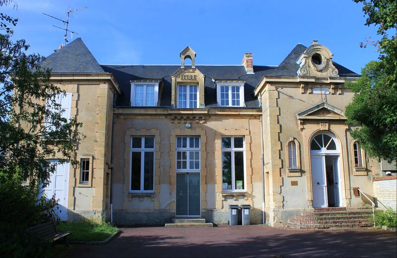 ملف:Caen mairie Venoix.JPG