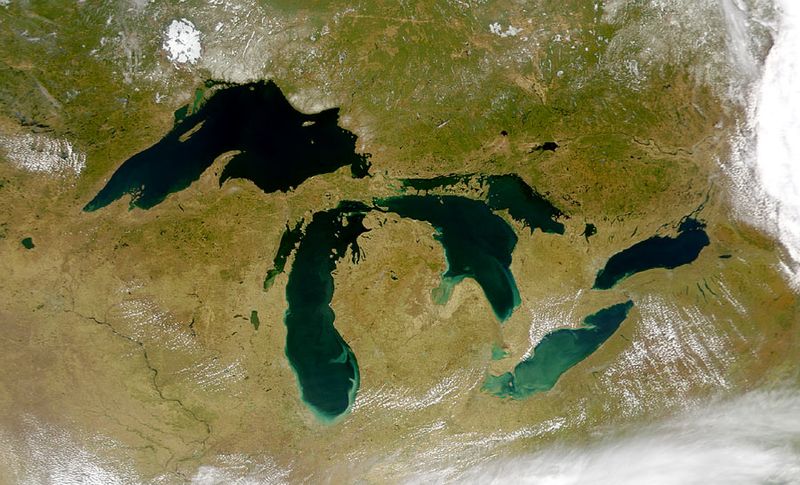 ملف:Great Lakes from space.jpg