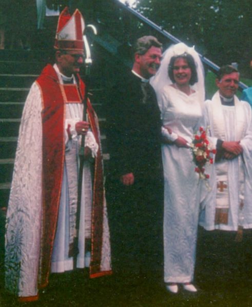 ملف:Howard Cruse.jpeg