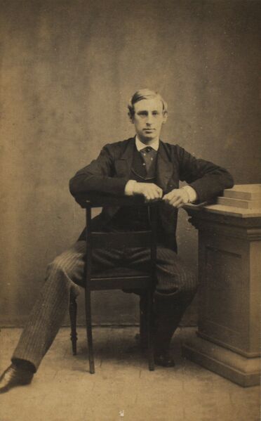 ملف:Otto Reedtz-Thott 1841-1901 (cropped).jpg