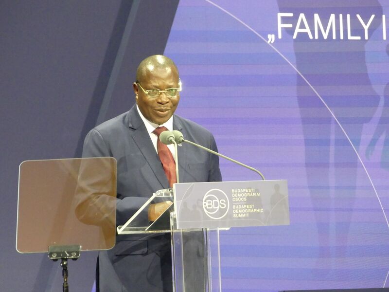 ملف:Philip Isdory Mpango.jpg