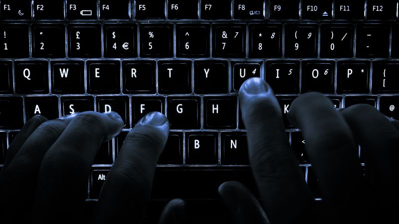ملف:Backlit keyboard.jpg