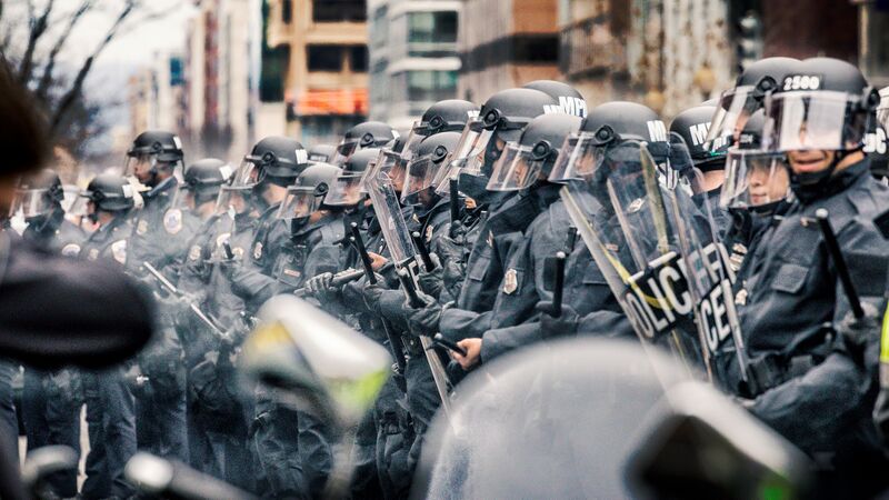 ملف:Inauguration MPDC Riot Line.jpg