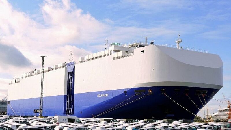 ملف:MV Helios Ray.jpg