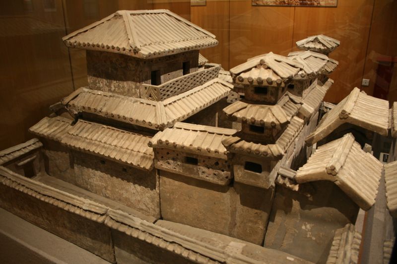 ملف:Pottery palace 1.JPG