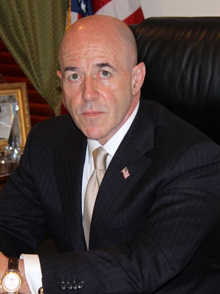 ملف:BernardKerik.JPG
