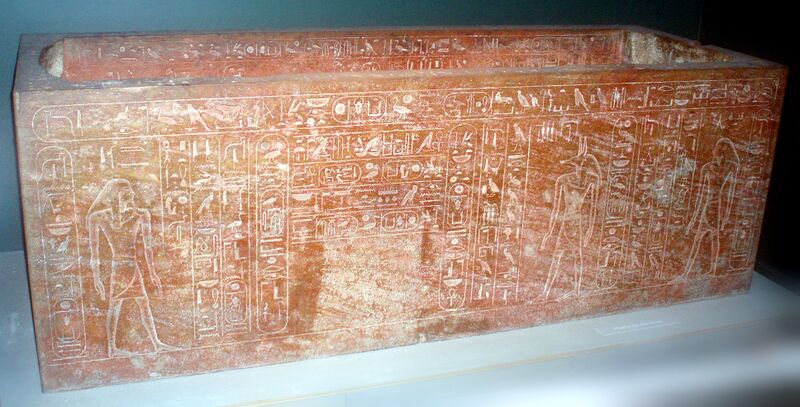 ملف:HatshepsutSarcophagus-ReinscribedForHerFather MuseumOfFineArtsBoston.jpg