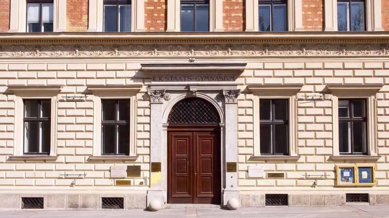 ملف:Gymnasium Wasagasse 02.jpg